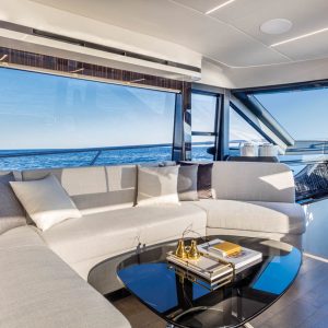 18-Absolute-Yachts-62-FLY-EntertainementArea
