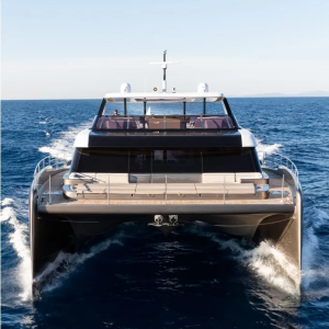 80-sunreef-power-exterior-02-683x1024-1