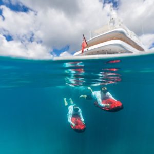 AMICA-MEA-hakvoort-yacht-charter-french-riviera 2