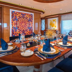AMICA-MEA-hakvoort-yacht-charter-french-riviera 7