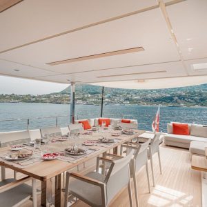 Diana-II-Yacht-charter-ferretti-italy17