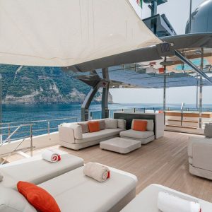 Diana-II-Yacht-charter-ferretti-italy20