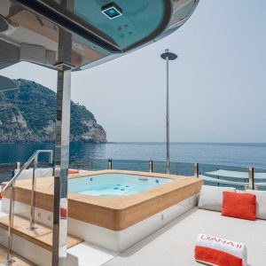 Diana-II-Yacht-charter-ferretti-italy23