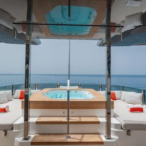 Diana-II-Yacht-charter-ferretti-italy24