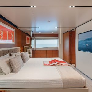 Diana-II-Yacht-charter-ferretti-italy36