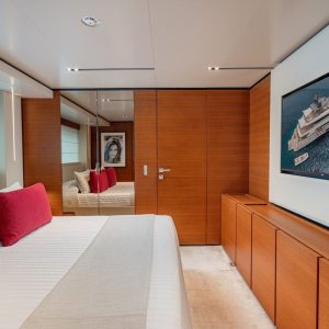 Diana-II-Yacht-charter-ferretti-italy58