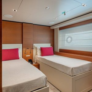 Diana-II-Yacht-charter-ferretti-italy63