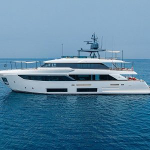 Diana-II-Yacht-charter-ferretti-italy9