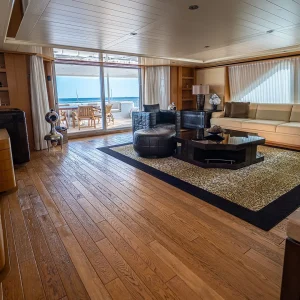 Expersea-Motor-Yacht-Kijo-Sky-lounge