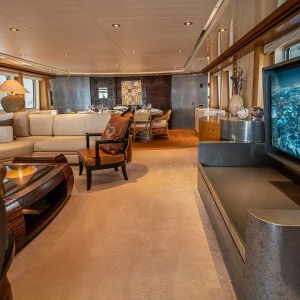 Expersea-Motor-Yacht-Kijo-living-room