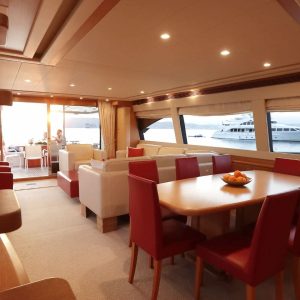 Felina-Ferreti-yacht-charter-french-riviera 14
