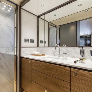 Legend-II-yacht-charter-french-riviera4043