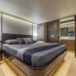 Legend-II-yacht-charter-french-riviera4051