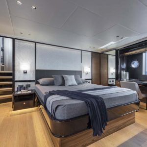 Legend-II-yacht-charter-french-riviera9