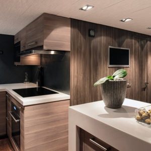 Leopard yacht 17