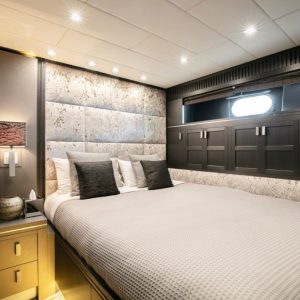 Leopard yacht 20