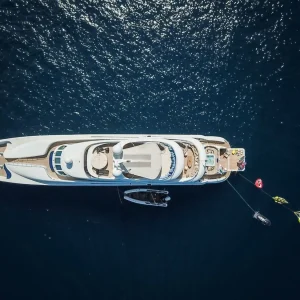Luisa-heeseen-motor-yacht-charter-french-riviera6