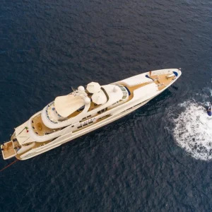Luisa-heeseen-motor-yacht-charter-french-riviera8