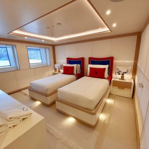 Mimtee CRN yacht 34