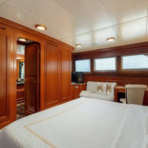 Nightflower-codesa-yacht-charter-italy30
