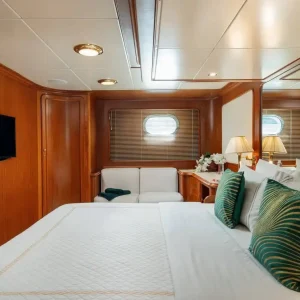 Nightflower-codesa-yacht-charter-italy47