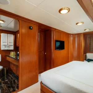 Nightflower-codesa-yacht-charter-italy48