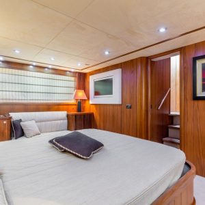 OCTAVIA-sunseeker-yacht-charter-italy15