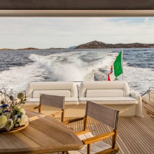 OCTAVIA-sunseeker-yacht-charter-italy6