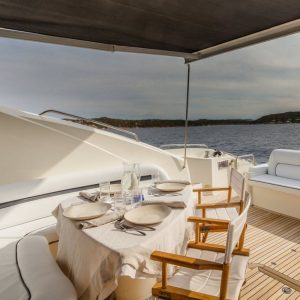 OCTAVIA-sunseeker-yacht-charter-italy7