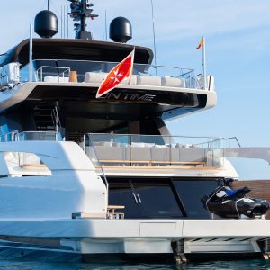 ON-TIME-yacht-for-charter_DSC04988-1