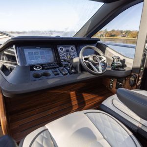Princess-s72-charter-mallorca-mch-yachts14