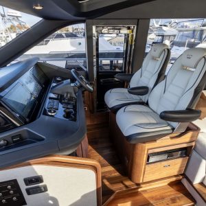 Princess-s72-charter-mallorca-mch-yachts18