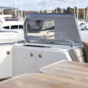Princess-s72-charter-mallorca-mch-yachts20