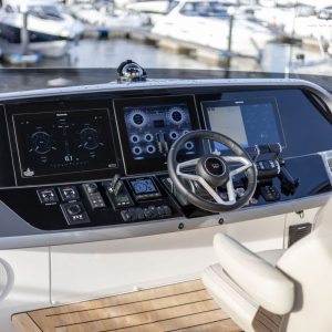 Princess-s72-charter-mallorca-mch-yachts21