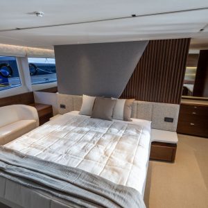 Princess-s72-charter-mallorca-mch-yachts22
