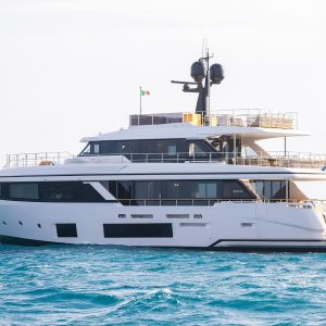 Rare-Gem_Boatsters-BlackRARE-GEM_58_1920x1080