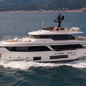 Rare-Gem_Boatsters-BlackRARE-GEM_64_1920x1080