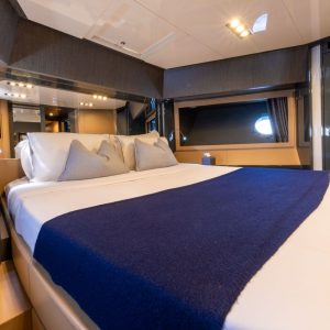SILVER-BREEZE-Riva-yacht-charter-french-riviera2226