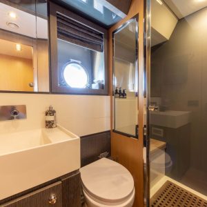 SILVER-BREEZE-Riva-yacht-charter-french-riviera30
