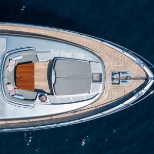 SILVER-BREEZE-Riva-yacht-charter-french-riviera7