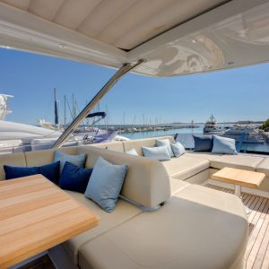 Sunseeker-76--mikel-angelo-yacht-charter 32