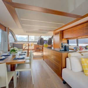 Sunseeker-76--mikel-angelo-yacht-charter14