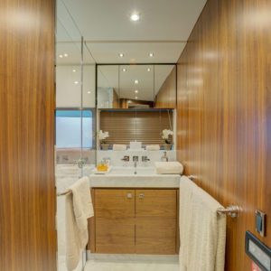Sunseeker-76--mikel-angelo-yacht-charter24