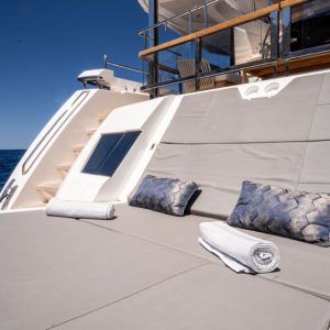 Sunseeker 88 for charter Moonlight (16)