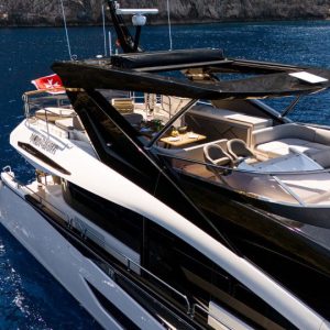 Sunseeker 88 for charter Moonlight (20)