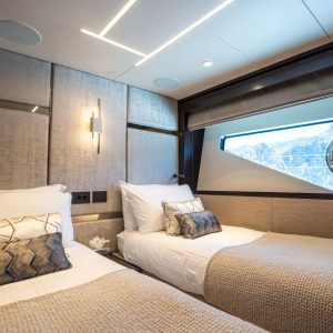Sunseeker 88 for charter Moonlight (29)