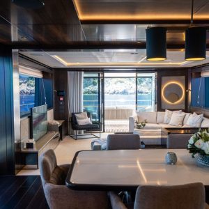 Sunseeker 88 for charter Moonlight (8)
