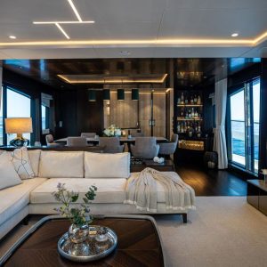 Sunseeker 88 for charter Moonlight (9)