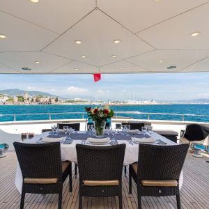 accama-delta-azimut-motor-yacht-french-riviera21