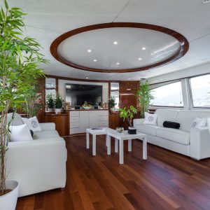 accama-delta-azimut-motor-yacht-french-riviera22